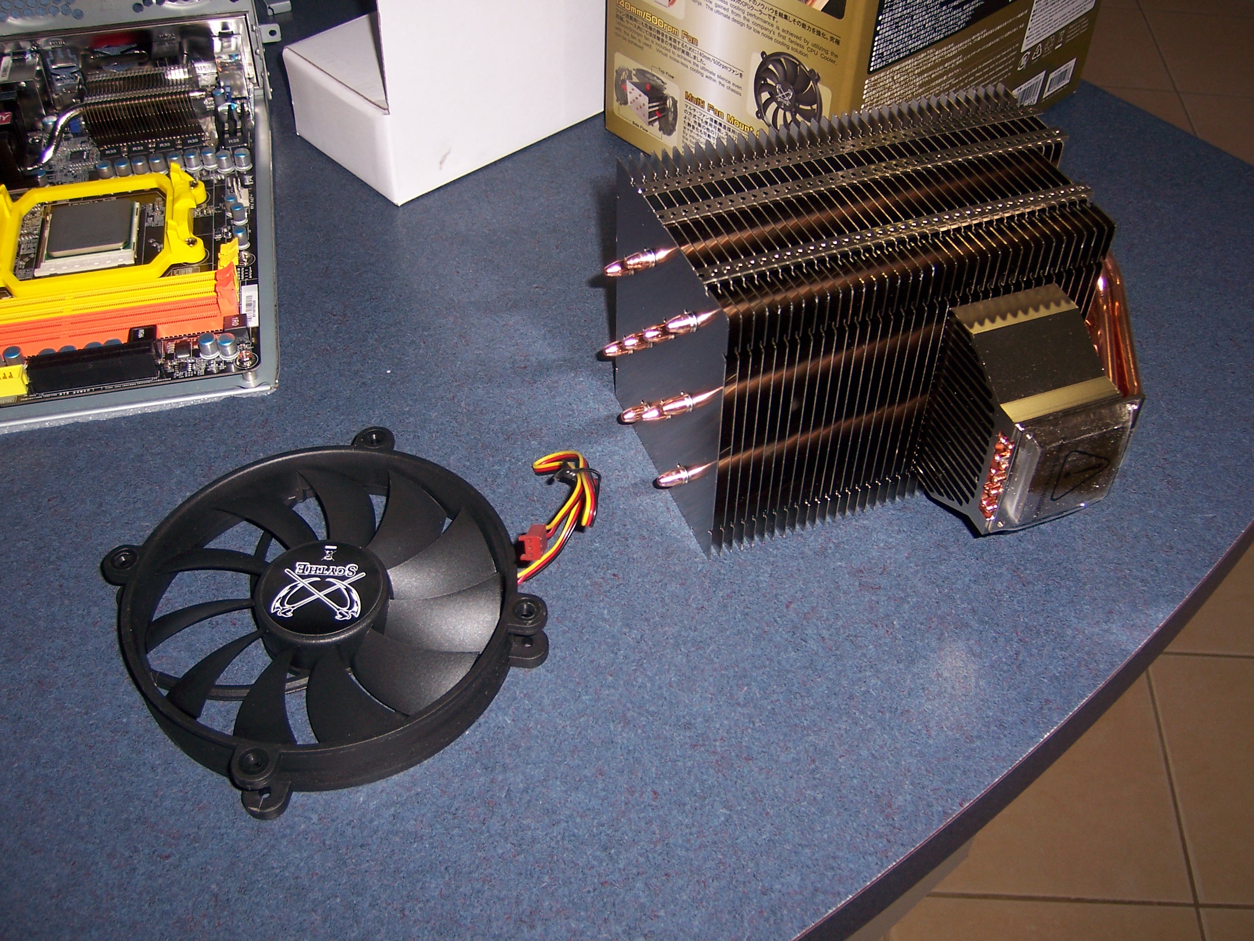 Chipset heatsinks